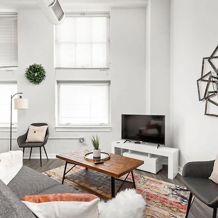 Modern Downtown Apartment 2Br 2Ba By Cozysuites Indianapolis Buitenkant foto