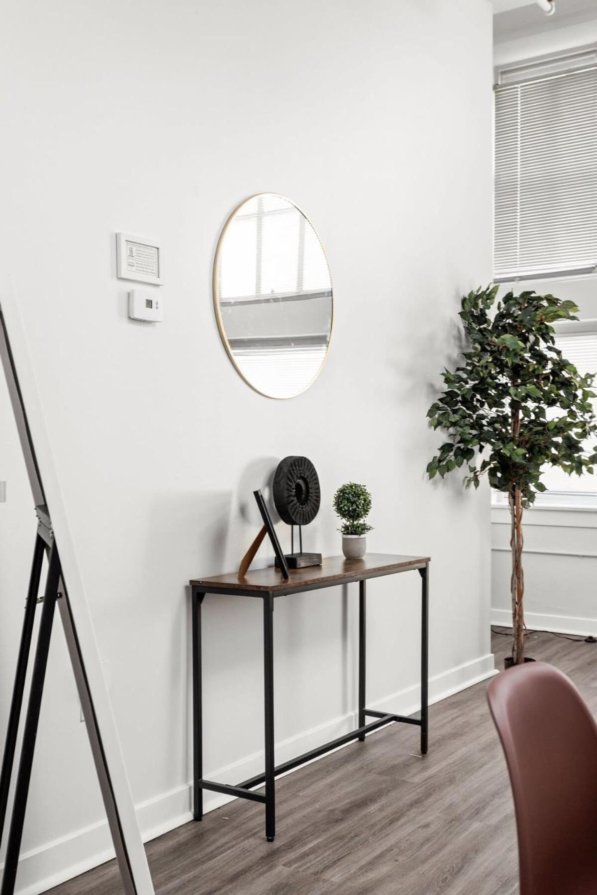 Modern Downtown Apartment 2Br 2Ba By Cozysuites Indianapolis Buitenkant foto